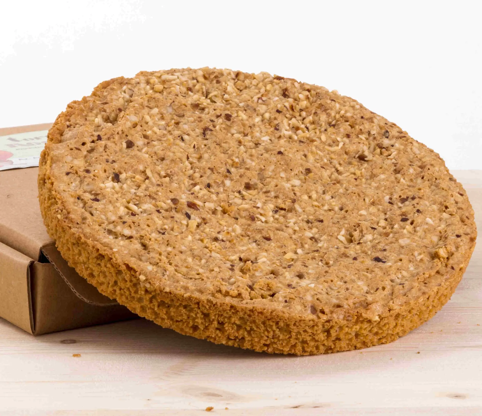 hazelnuts cake